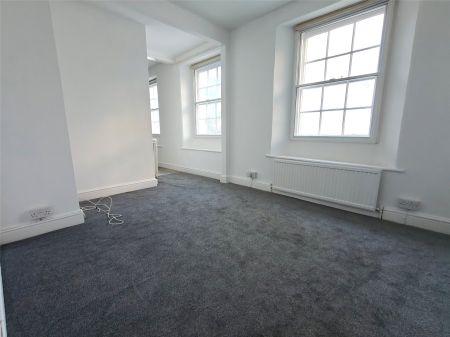 Princes Street, Looe, Cornwall, PL13 - Photo 2