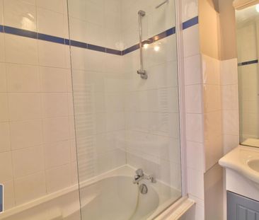Location Appartement 3 pièces 53m² ST ETIENNE 42000 - Photo 6