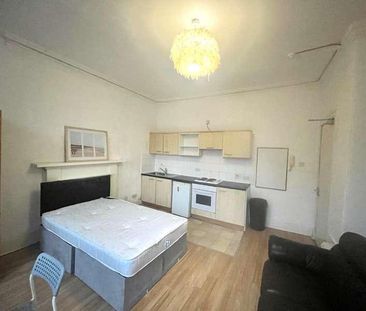 Kelvin Drive, West End, Glasgow, G20 - Photo 6