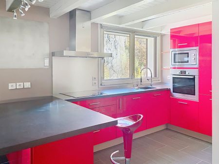 Location Appartement 3 pièces 65m² LA TOUR 74250 - Photo 3