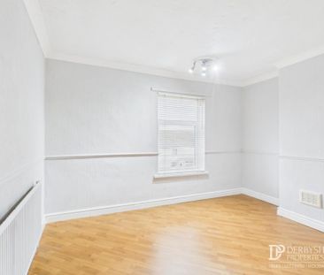 2 Bedroom Terraced House - Photo 3