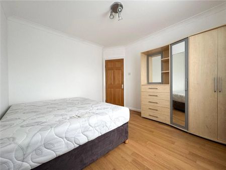 2 bedroom maisonette to rent - Photo 3