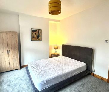 15 Sintonville Avenue, Belfast, BT5 5DG - Photo 6