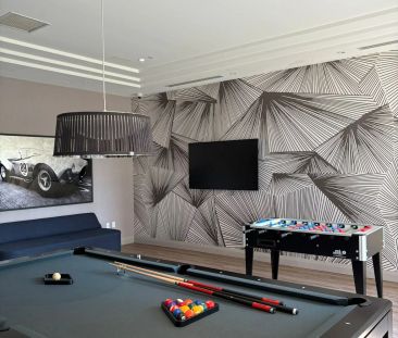 293 The Kingsway #420 - Photo 1