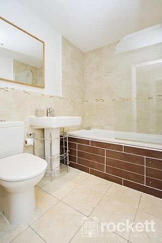 2 bedroom apartment to rent - Photo 5