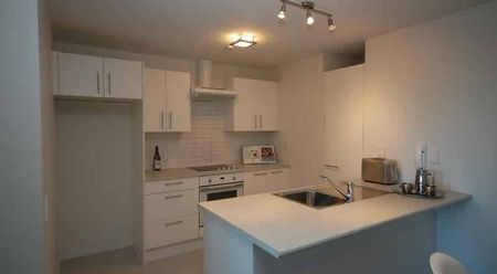 Chic 2BR Onehunga Oasis w/ Pool! - Photo 2