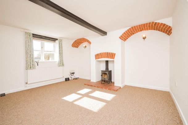 3 bedroom cottage to rent - Photo 1