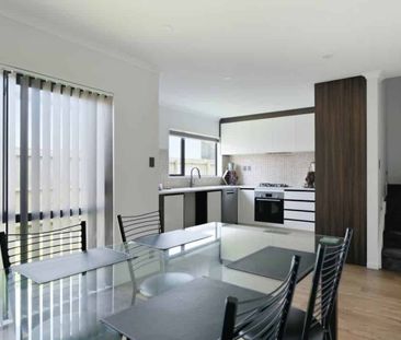 Near-New 4 Bedroom Home Walking Distance to Howick Village - Photo 1
