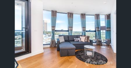 Fully Furnished Amazing And Convenient 2 Bedroom Apartment in Box Hill - Photo 3