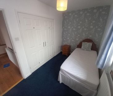 3 bedroom bungalow to rent - Photo 4