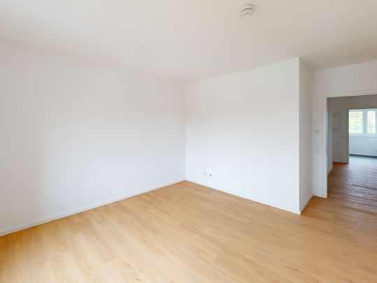 4-Zimmer-Wohnung mit moderner Einbauküche und Balkon - Foto 1