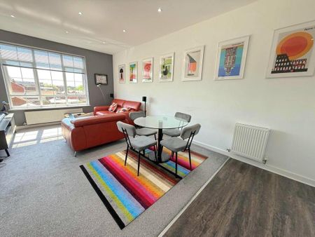 2 bedroom apartment to rent - Photo 2