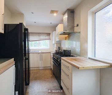 3 bedroom semi-detached house to rent - Photo 6