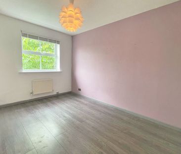 Ravendale Close - Photo 1