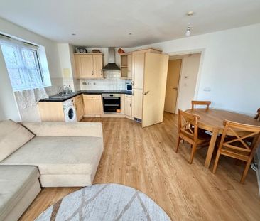 2 bedroom ground floor flat to rent - Photo 1