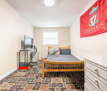 7 bedroom terraced house to rent - Photo 5