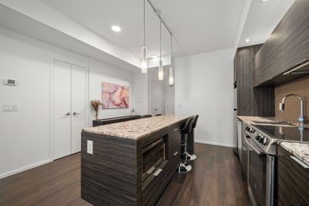 For Lease - 8 Charlotte Street Unit# 415, Toronto, Ontario - Photo 3