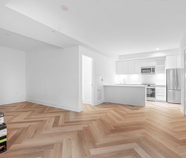 For Lease - 333 Sunseeker Avenue Unit# 139, Innisfil, Ontario - Photo 1