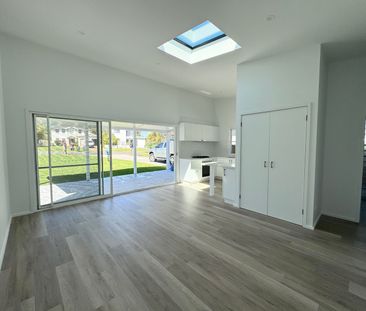 Pristine Coastal Escape - Photo 1