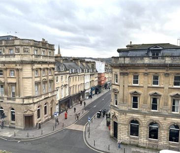 A bright and airy, top floor, one bedroom flat, on George Street in... - Photo 5
