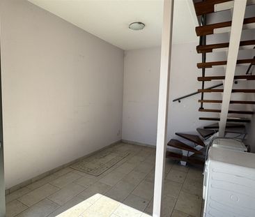 Ruime stapelwoning met 2 slaapkamers en garage - Photo 5