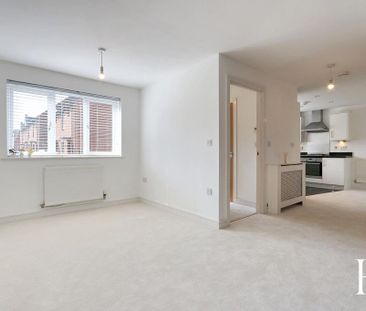 3 bedroom semi-detached house to rent - Photo 2