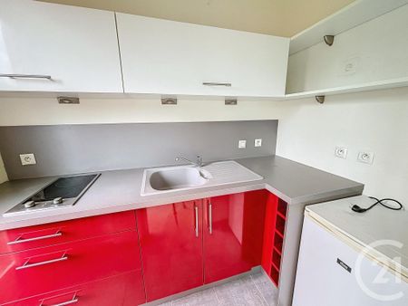 Location Appartement 1 pièce 25m² TROYES 10000 - Photo 3