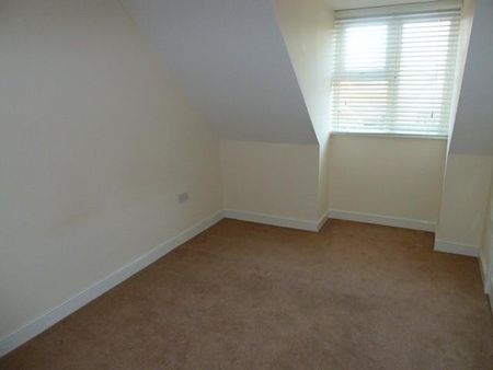 3 bedroom terraced house to rent - Photo 3
