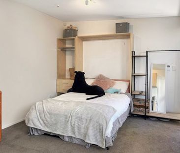 Welcome to 5A/56 Victoria Street in Petone - Photo 6