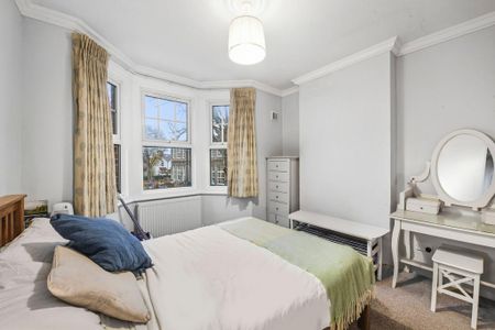 2 bedroom maisonette to rent - Photo 2