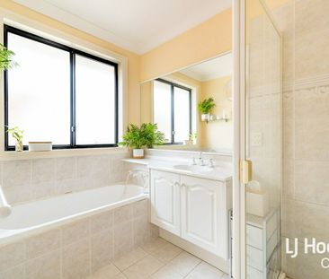 Large Family Home - Photo 5