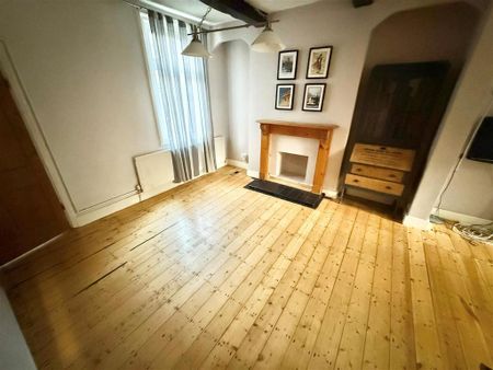 3 bedroom end of terrace house to rent - Photo 5