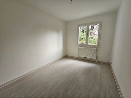 Location Appartement 3 pièces 59m² TOURNON SUR RHONE 07300 - Photo 4