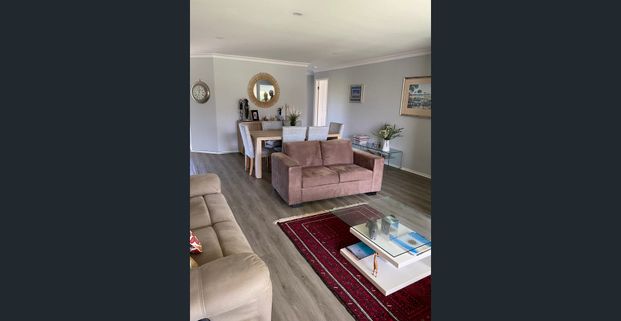 Low Maintenance, Convenient To Shops and M1 - Photo 1