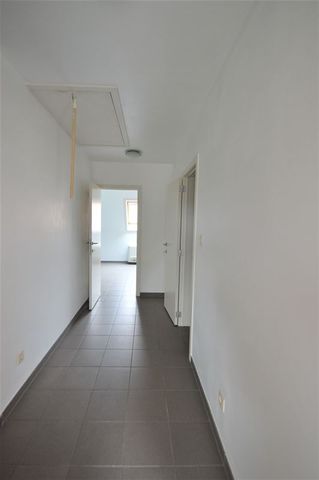 Duplex/triplex - Photo 3