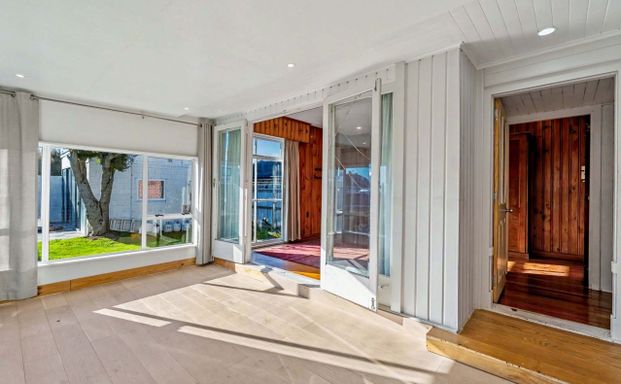 Versatile City-Fringe Living - Photo 1