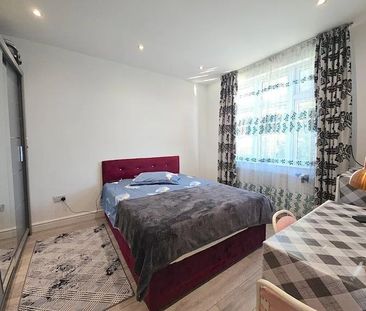 5 Bed Terraced House, Great Cambridge Road, N17 - Photo 6