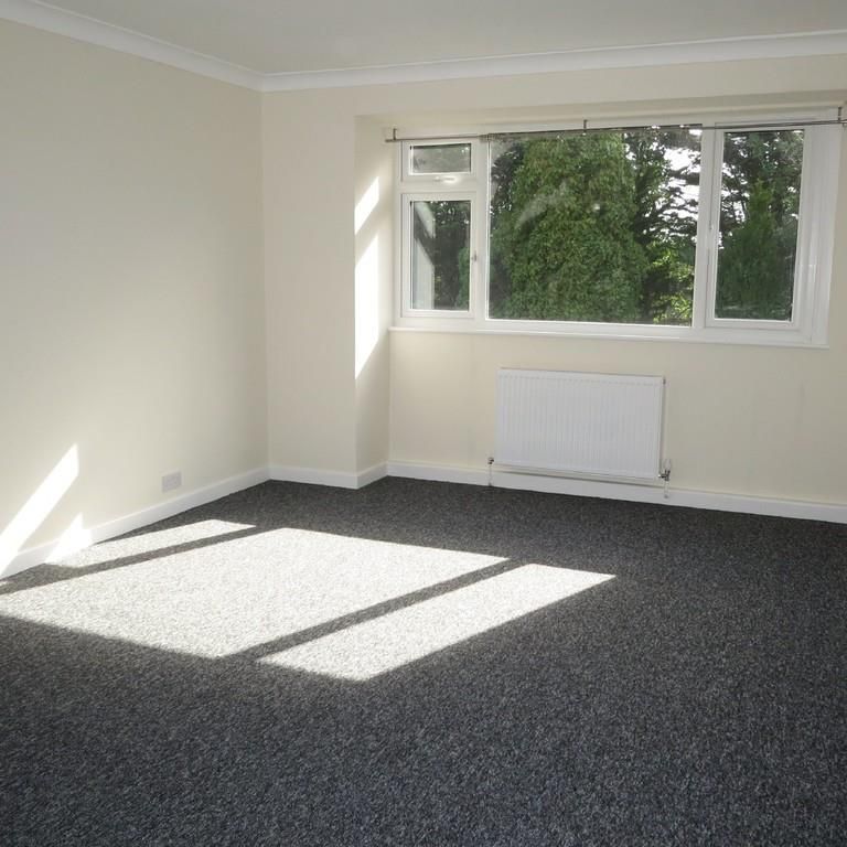 Bournemouth Magnolia House Redhill Drive, BH10, Dorset - Photo 1