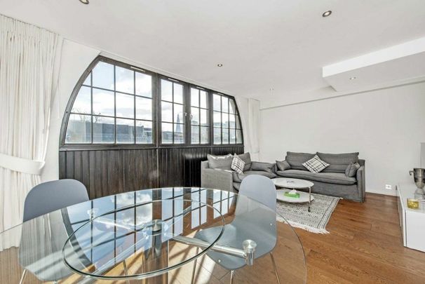 Ludgate Square, St Paul's, EC4M - Photo 1