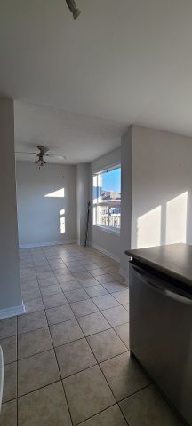 For Lease - 38 Lang Drive, Barrie, Ontario - Photo 4