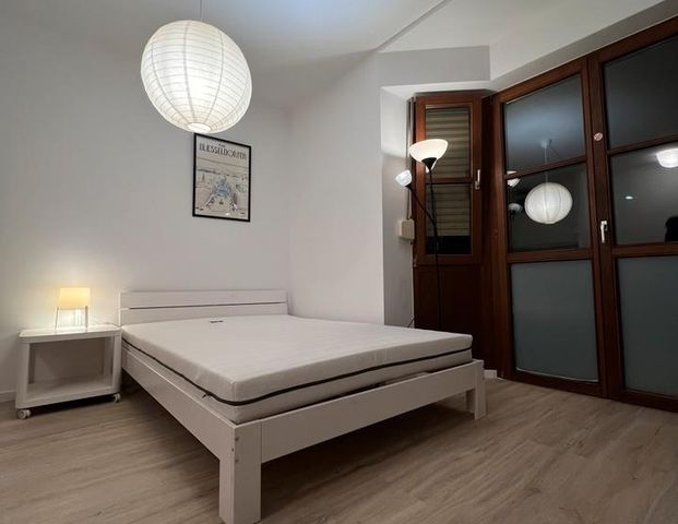 Möbliertes Apartment mit Terrasse und Tiefgarage - Foto 1