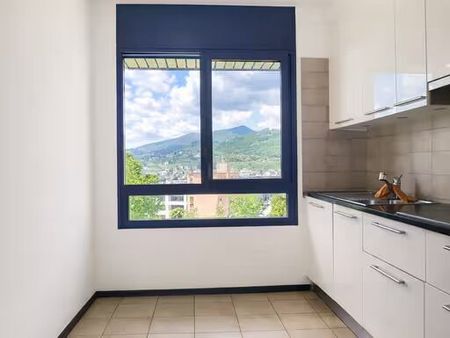 Spacious 4.5 bedroom with a large terrace - Photo 2