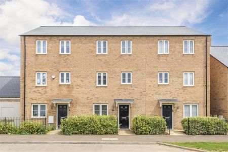 4 bed House - Terraced To Let - Photo 3