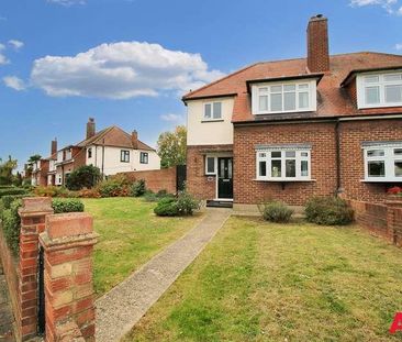 Fontayne Avenue, Romford, RM1 - Photo 1