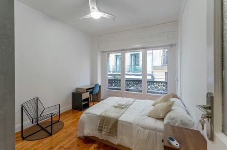 Calle de la Victoria, Madrid, Community of Madrid 28012 - Photo 2