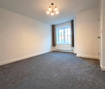 2 bedroom semi-detached house to rent - Photo 4