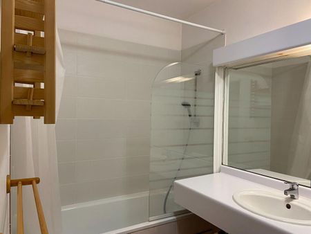 Location Appartement 2 pièces 51m² STE GENEVIEVE DES BOIS 91700 - Photo 5