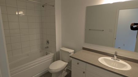 For Lease - 11 Pearen Lane, Barrie, Ontario - Photo 3