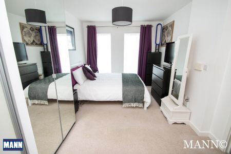 Darbyshire House, Greenhithe, Kent, DA9 - Photo 5