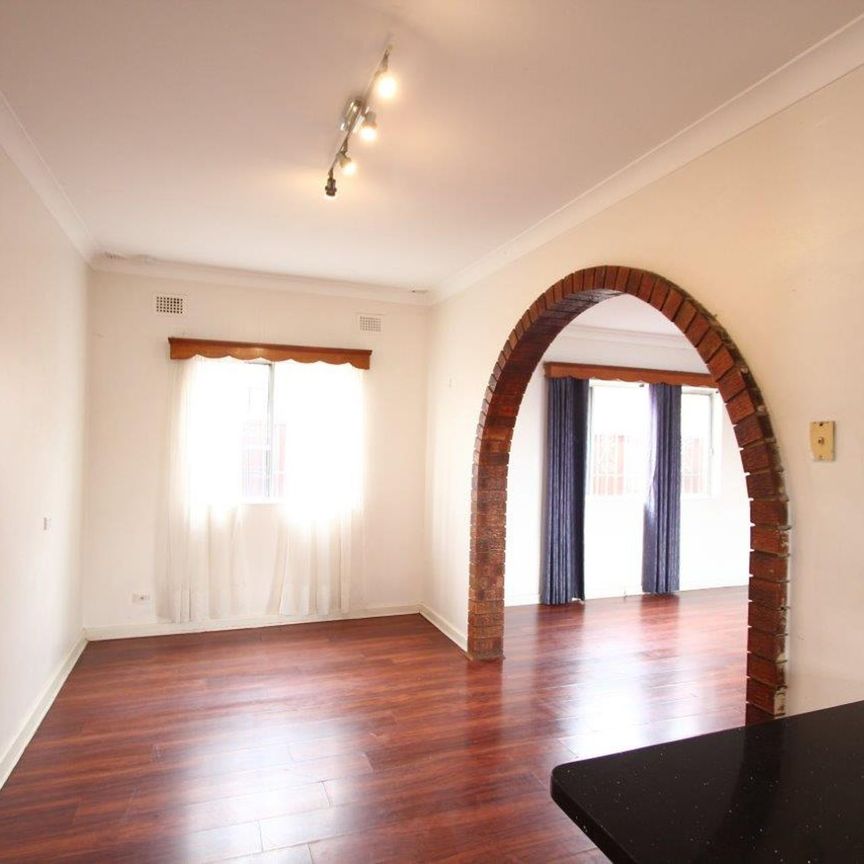 Spacious Family Home - Photo 1